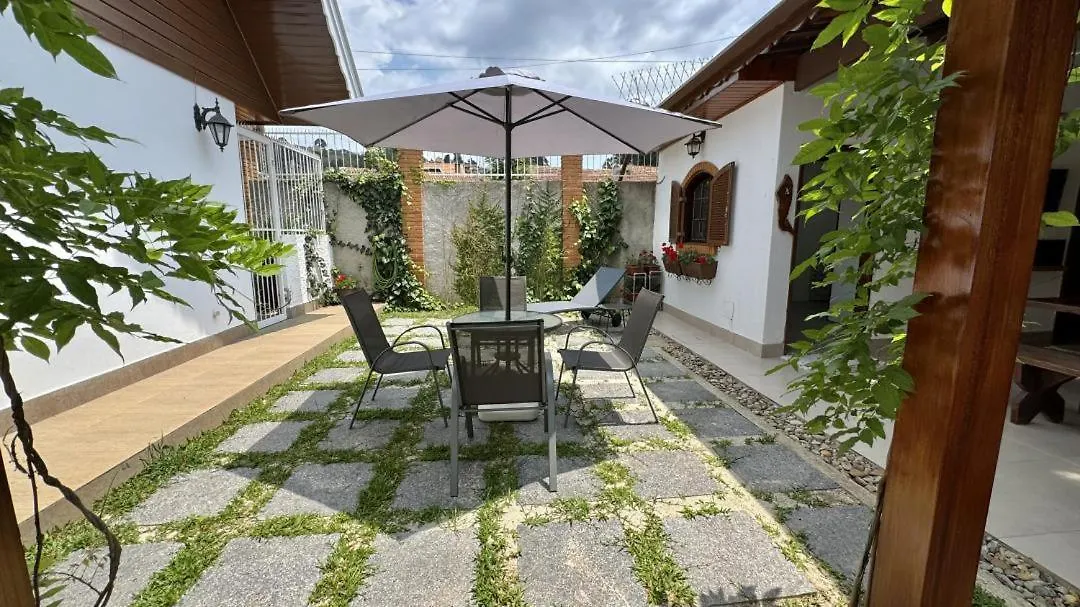 Casa Estilo Chale Suico 37 Villa Campos do Jordão Brazília