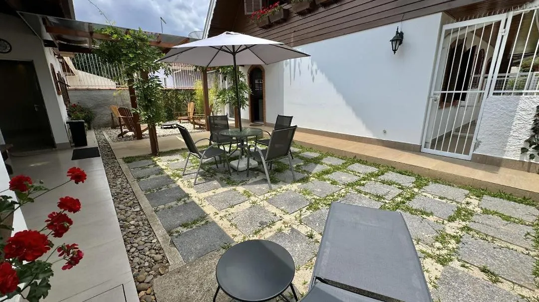 Alpesi faház Casa Estilo Chale Suico 37 Villa Campos do Jordão